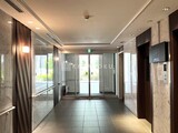 ホワイトタワー浜松町 エレベーターホール。