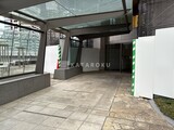 ザ東京タワーズシータワー 開放的なガラス天井の共用エントランスポーチ