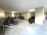 HF西新宿レジデンスウエスト 駐輪場。