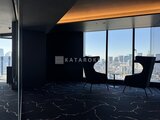 グランドシティタワー月島 高層階から都市景観を望む開放的なラウンジ空間
