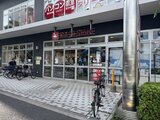 パークフラッツ学芸大学 商業施設が入る建物の1階エントランス周辺の様子