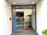 リビオメゾン大岡山 エントランス正面。
