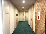 リビオメゾン大岡山 1階共用廊下。