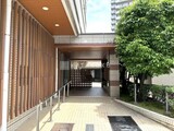 リバーシティ21イーストタワーズⅡ エントランスアプローチ。