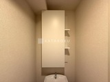 リーフシティ市川ザ・レジデンス トイレ収納。