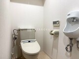 ヨコソーレインボータワーハイツ トイレ斜めから。