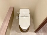 ブリリアタワー有明ミッドクロス トイレ俯瞰。