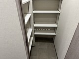 リビオメゾン西麻布 シューズインクローゼット。