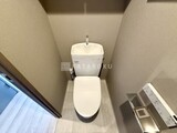 シーズンフラッツ両国サウス トイレ正面。