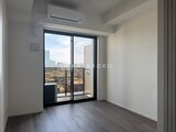RJRプレシア蒲田 高層階からの都市風景を眺められるバルコニー付きの明るい洋室