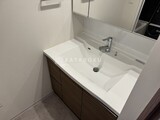 プレディアコート板橋 独立洗面台。