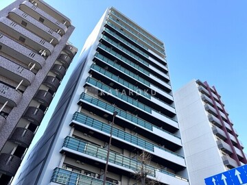 テラス北千住 外観斜めから。