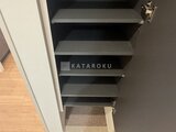 ロイジェント西新井 整理整頓しやすい棚板付きのシューズボックス内部
