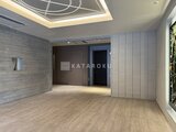 クレアティフ三軒茶屋 間接照明が落ち着いた印象のモダンエントランスホール
