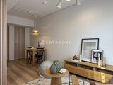 クレアティフ三軒茶屋 ナチュラルな木製家具でまとめたリビングダイニング空間