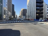 デュオフラッツ板橋大山 前面道路と外観。