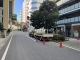 アーバネックス日本橋茅場町 外観と前面道路。