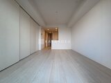 プレディアコート西日暮里 明るく開放的なリビングダイニング