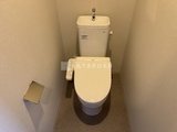 ラグゼナ北千住2 温水洗浄便座付きの清潔なトイレ室