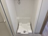 ドゥーエ王子神谷 清潔感のあるコンパクトなトイレ空間