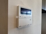 シーズンフラッツ浅草六丁目 給湯リモコン。