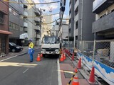アーバネックス上野 外観と前面道路写真。