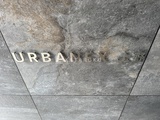 アーバネックス上野 URBANEXロゴが入った看板