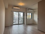 シーズンフラッツ町屋 2LDK