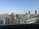 ダフィット錦糸町 高層階からの開放的な眺望と都市景観を望む