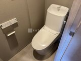 プラウドフラット西蒲田 温水洗浄便座付きの清潔なトイレ空間