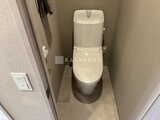 プラウドフラット西蒲田 落ち着いた色合いでまとめたトイレ室内