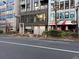 vereda nakano 外観と前面道路写真