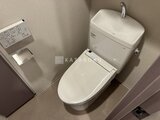 シーズンフラッツ大森北三丁目 温水洗浄機能付きのモダンなトイレ空間