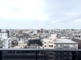 シーズンフラッツ大森西 高層階から見た開放的な街並みと空の眺望