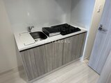 コンフォリア・リヴ大崎 シンプルで落ち着いたデザインのコンパクトキッチン