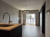 グランジット月島TOKYO BAY キッチンカウンターから見たリビングダイニングの開放的な空間