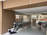 ACPレジデンス浅草 機械式駐輪場を備えた開放的な駐車スペース