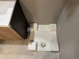 ACPレジデンス浅草 浴室乾燥機付きの落ち着いた色合いの浴室