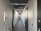 ジェノヴィア北千住 共用廊下の落ち着いた雰囲気と整理された空間