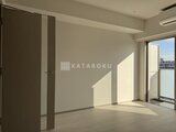 ジェノヴィア北千住 日当たり良好なリビングダイニングと大きな窓から見たバルコニー