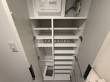 パークアクシス品川シーサイド 白を基調とした清潔感のある収納スペースの内部