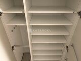 パークアクシス品川シーサイド 棚板がたっぷりの収納クローゼット内部