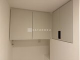 パークアクシス品川シーサイド 洗面台上の収納たっぷりな鏡付きの棚
