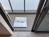 パークアクシス品川シーサイド 避難はしごのハッチがあるバルコニー