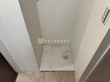 Aglaia 千石 Deux 洗濯機置場のある明るい脱衣室