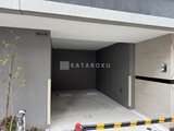グランカーサ住吉2 明るい照明が入る開放的なエントランスホール