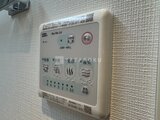 グランカーサ住吉2 浴室の照明・換気・暖房を操作できる機能的なコントロールパネル