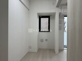 グランカーサ住吉2 白を基調とした明るい廊下スペース