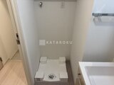グランカーサ住吉3 洗濯機置き場付きのコンパクトな洗面スペース