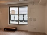 グランカーサ住吉3 大きな窓から採光の良い居間空間と眺望の様子